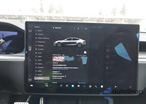 2025 Tesla Model S Plaid z USA, uszkodzony, nr VIN 5YJSA1E69SF547832